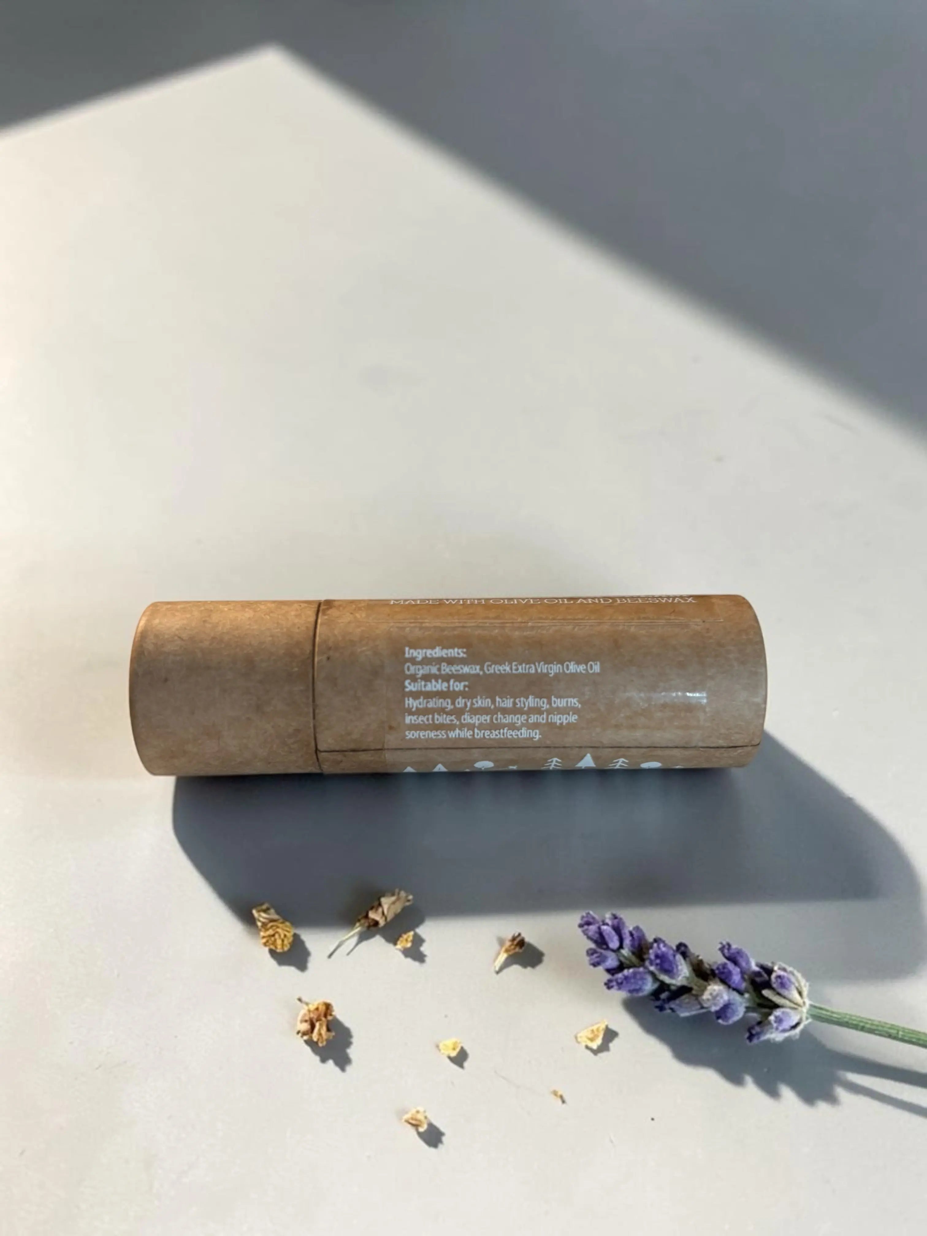 Bio-Bienenwachs-Repair-Balsam, beiger Stick in Papierhülle, seitlich
