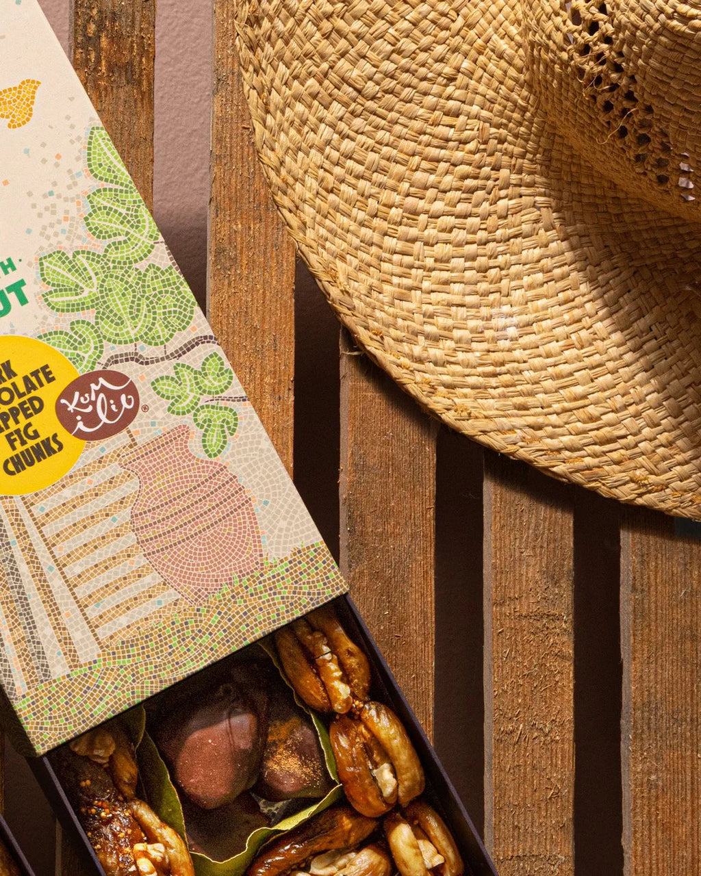 KUMILIO Kimi-Feigen-Geschenkbox gefüllt mit Nüssen und dunkler Schokolade Kumilio